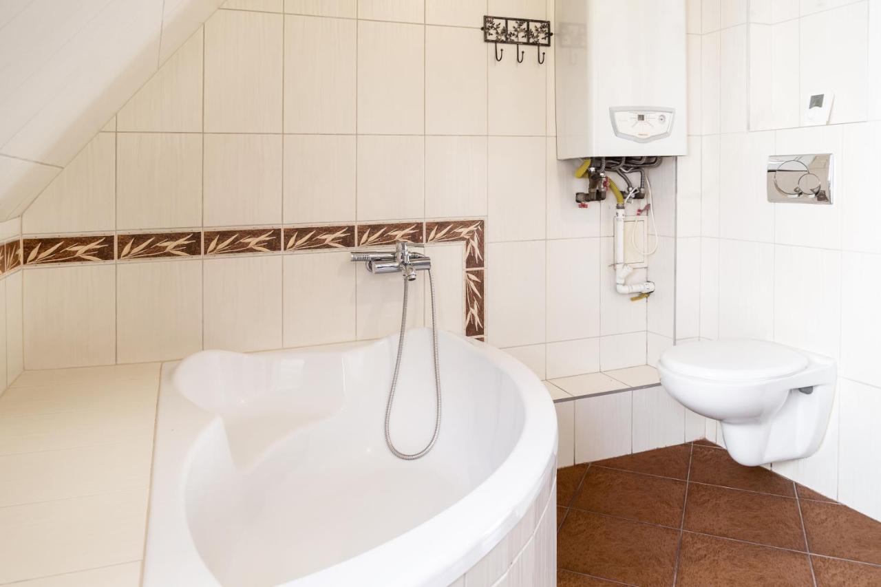 Апартаменти 2 Bedroom Apartment, Heart Of Tomasza St